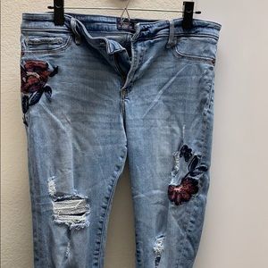 Abercrombie light wash jeans with flower patches